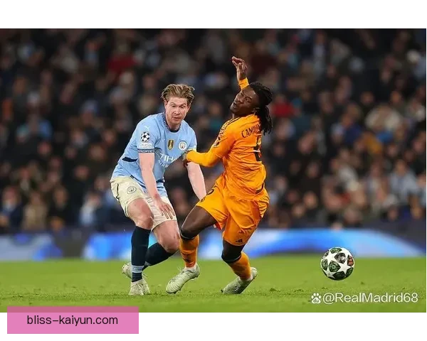 卡马文加的传球特点备受关注，展现出出色的球场视野与精准度。