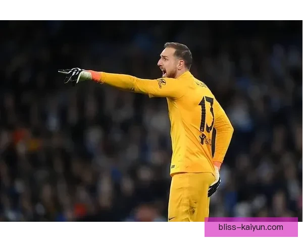 奥布拉克与伤病斗争史中的表现稳健，继续展现顶级门将的实力