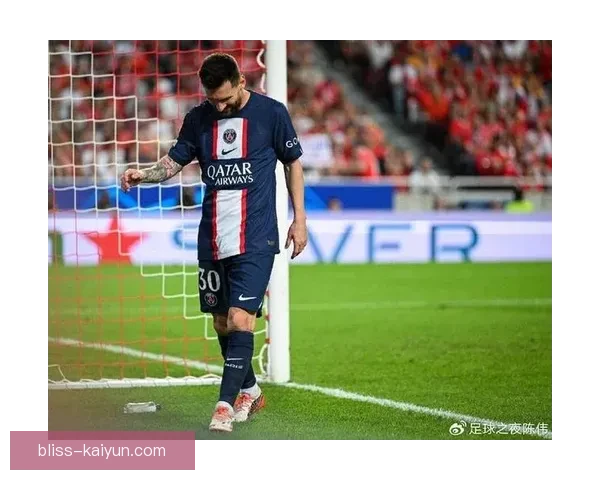 梅西在欧冠赛场的表现稳健，持续增强球队竞争力。