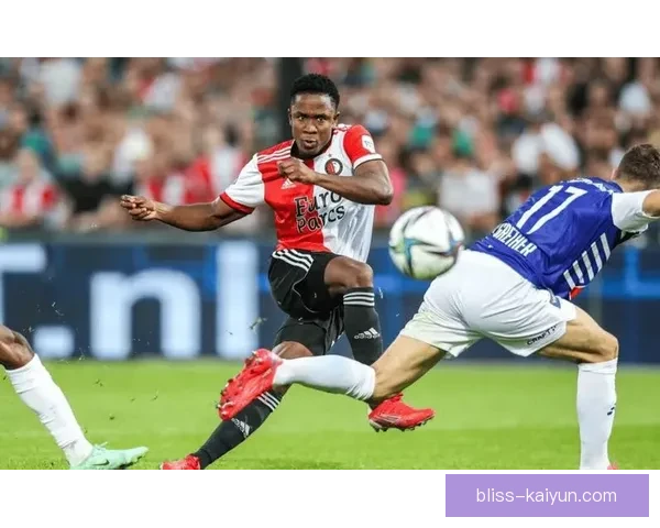 坎塞洛进攻创造力持续提升，助力球队在新赛季表现稳健